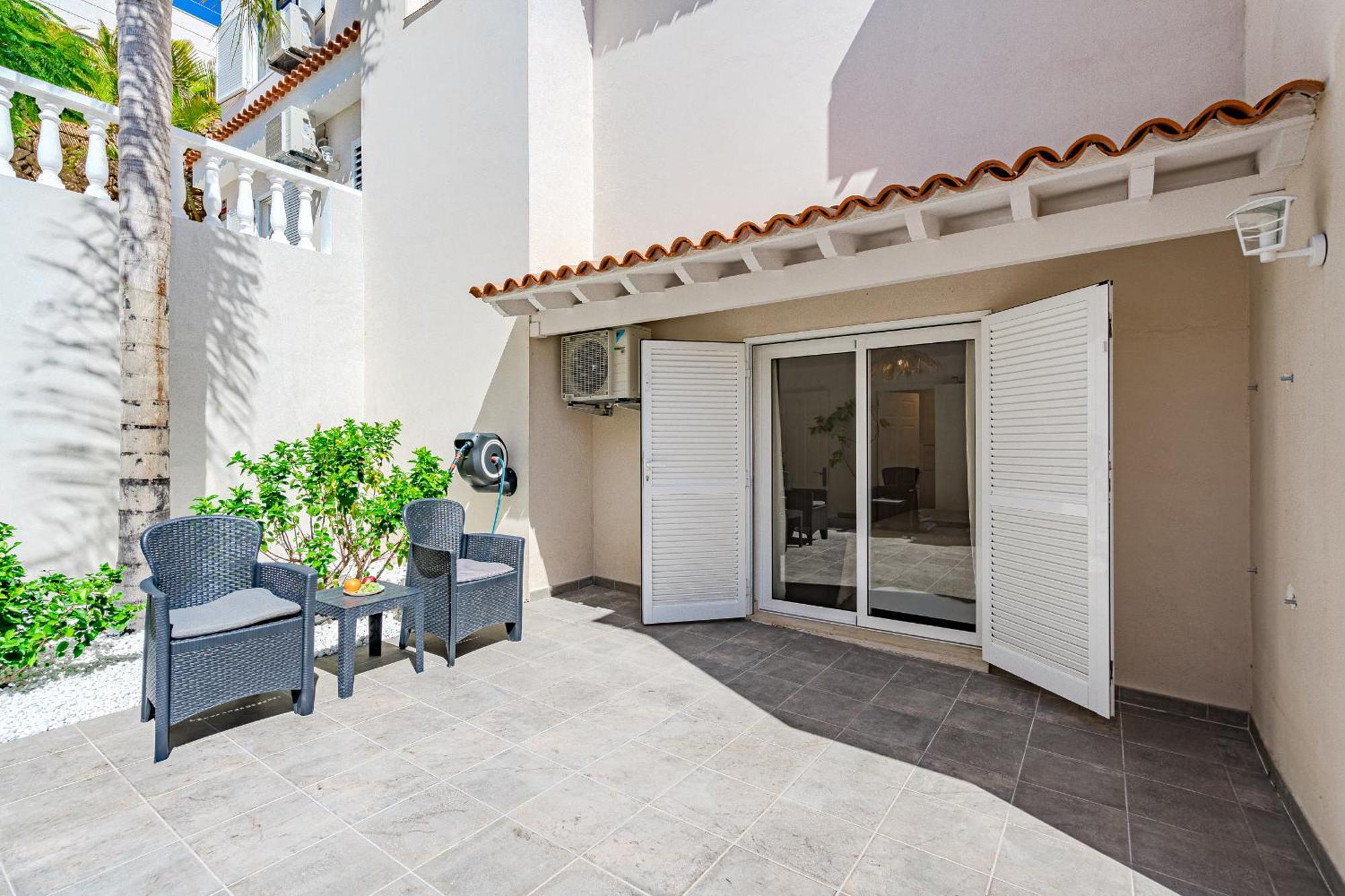 Villa Sabina - 6 Bedroom House Costa Adeje Dış mekan fotoğraf