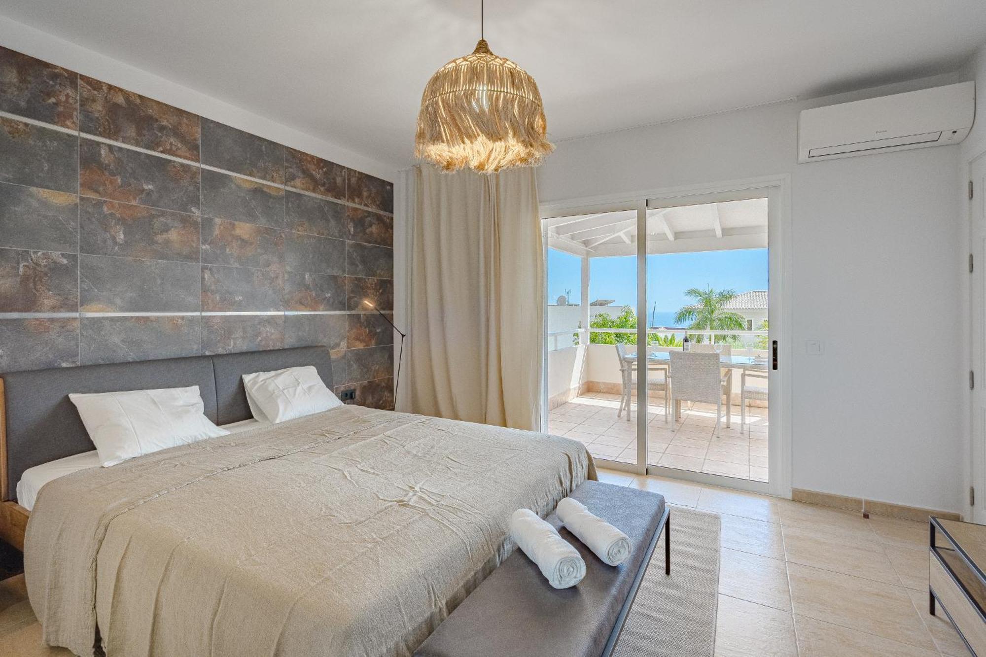Villa Sabina - 6 Bedroom House Costa Adeje Dış mekan fotoğraf