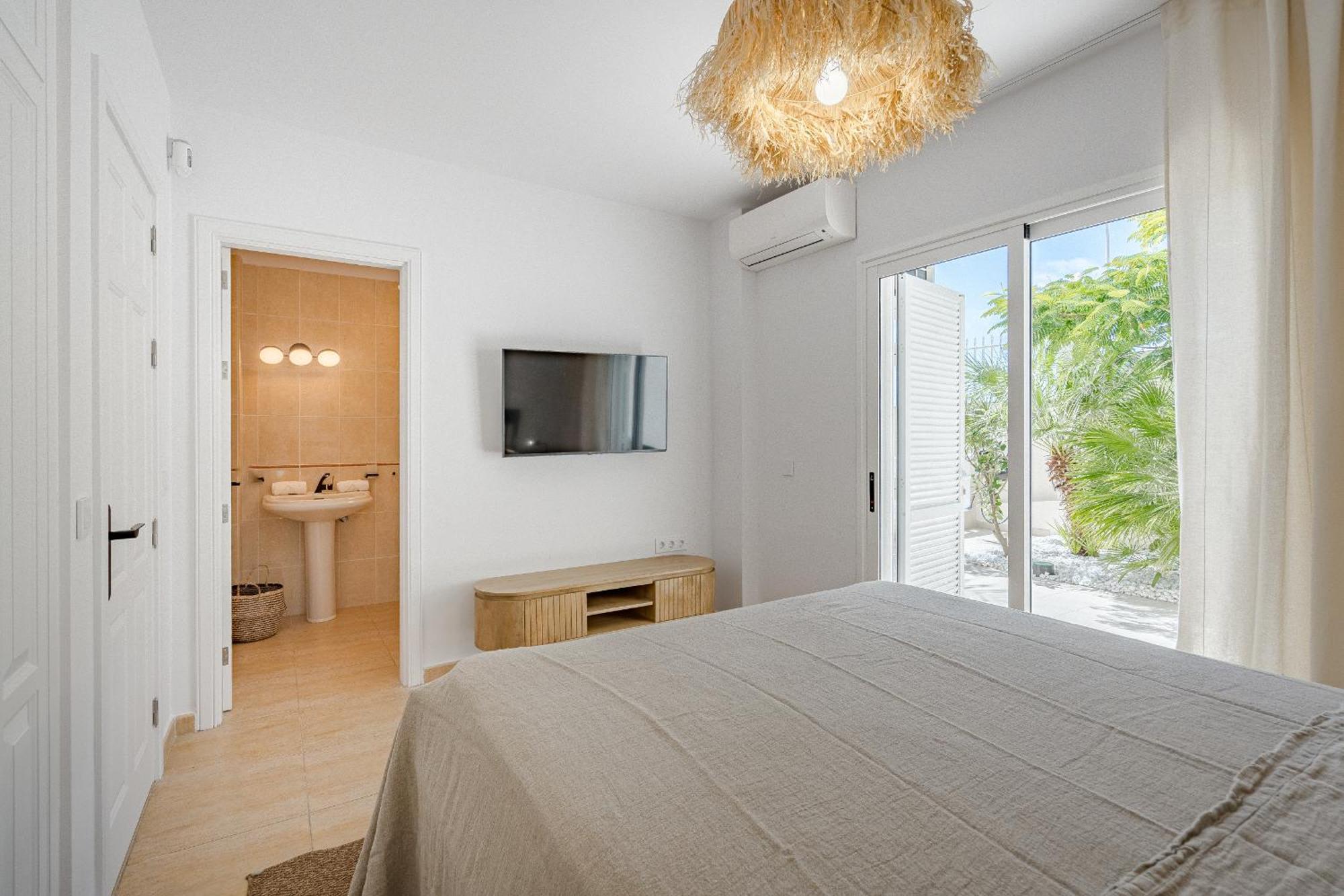 Villa Sabina - 6 Bedroom House Costa Adeje Dış mekan fotoğraf